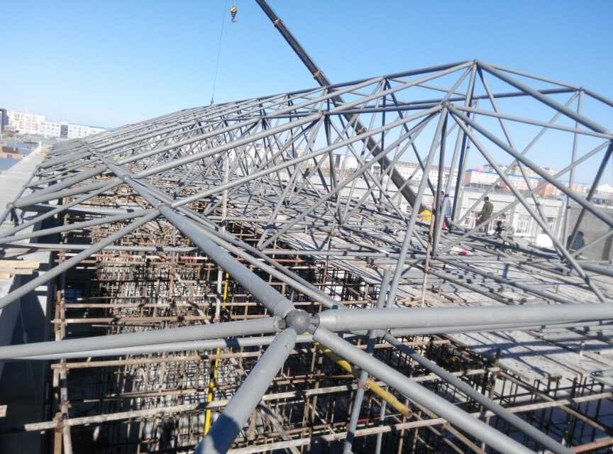 莱西商贸城屋顶网架工程