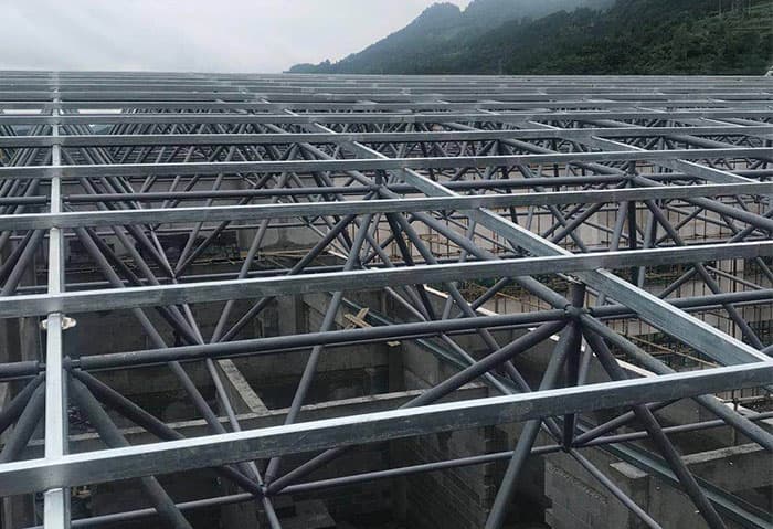 莱西学校艺体楼网架